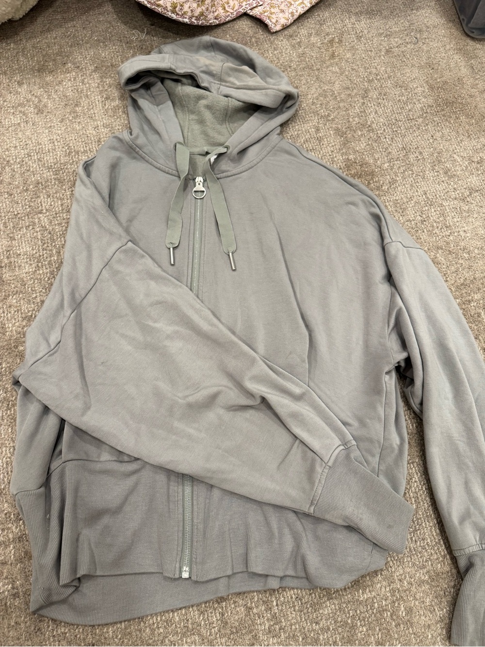 Athleta Men's Zip-Up Hooded Sweatshirt in Light Gray